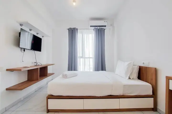 New And Comfy Studio Sky House Alam Sutera Apartment — фото 1