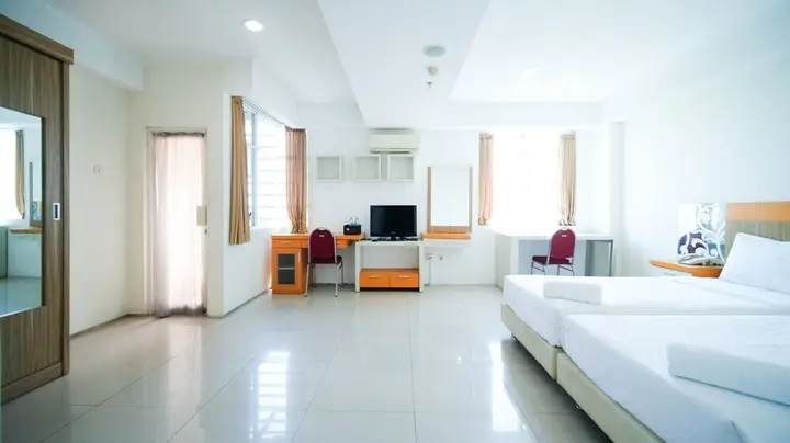 Сурабая: Strategic Studio Apartment At High Point Serviced