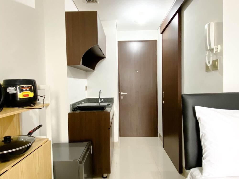 Депок: Good Choice And Homey Studio Transpark Cibubur Apartment