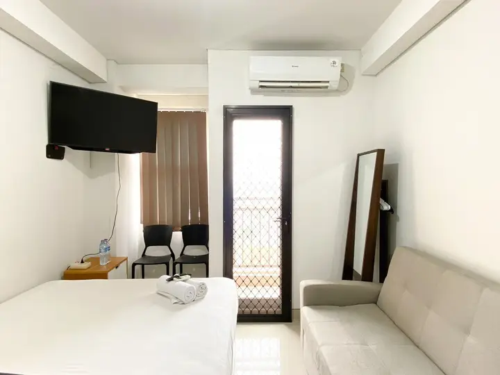 Good Choice And Homey Studio Transpark Cibubur Apartment — фото 2
