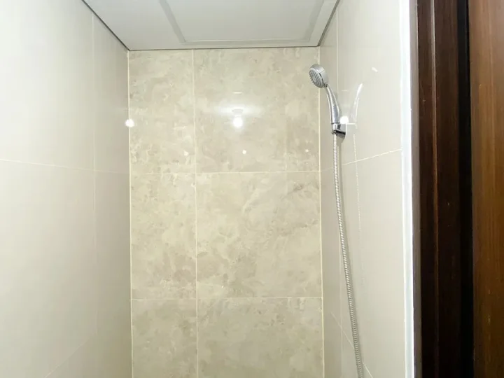 Депок: Good Choice And Homey Studio Transpark Cibubur Apartment