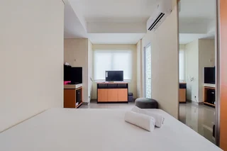 Legok: Homey And Comfort Studio Apartment At B Residence