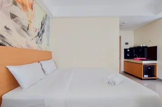 Legok: Homey And Comfort Studio Apartment At B Residence