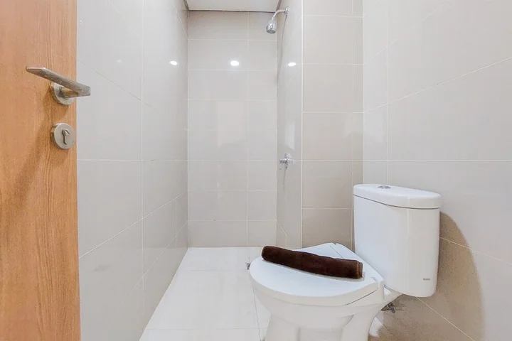 Legok: Homey And Comfort Studio Apartment At B Residence