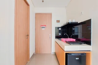 Legok: Homey And Comfort Studio Apartment At B Residence