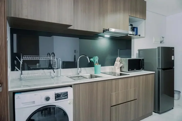 Тангеранг: Wonderful And Homey 1Br The Smith Alam Sutera Apartment