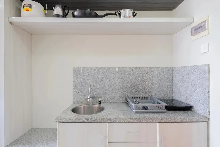 Депок: Homey And Warm Studio Room At Taman Melati Margonda Apartment