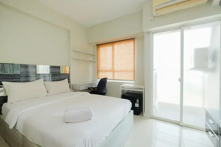Депок: Homey And Warm Studio Room At Taman Melati Margonda Apartment