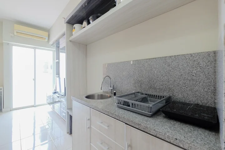 Депок: Homey And Warm Studio Room At Taman Melati Margonda Apartment