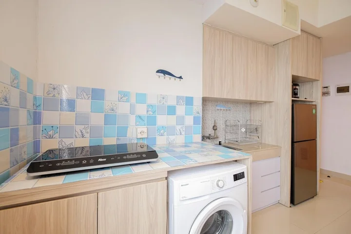 Депок: Minimalist 1Br With Extra Room At Evenciio Margonda Apartment