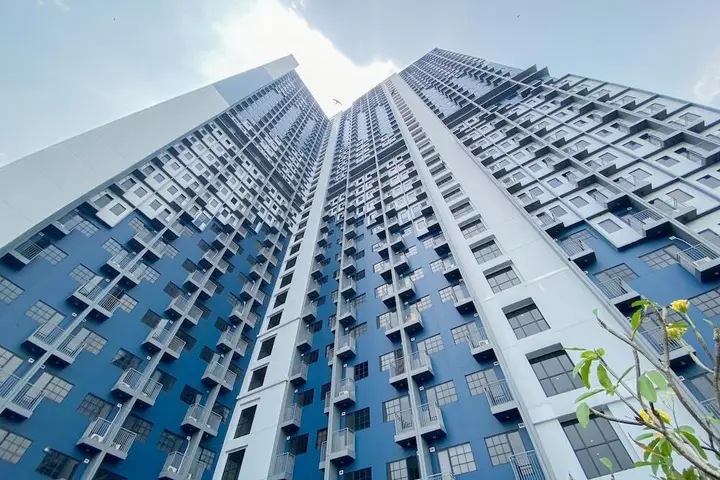 Minimalist 1Br With Extra Room At Evenciio Margonda Apartment — фото 1