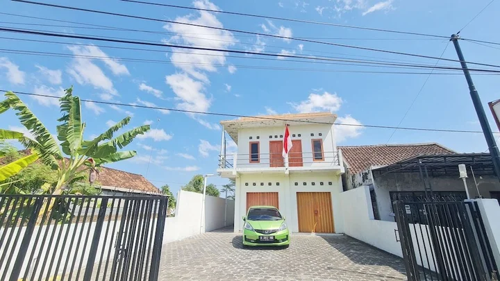 Батуретно: SPOT ON 93020 Rumah Singgah Ganjuran