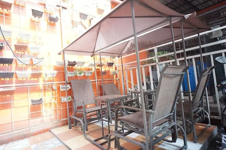 Медан: OYO 93003 B32 Homestay