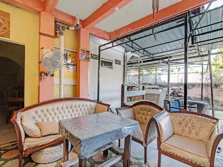Пеканбару: SPOT ON 92914 Meranti HomestayNearJembatan Siak