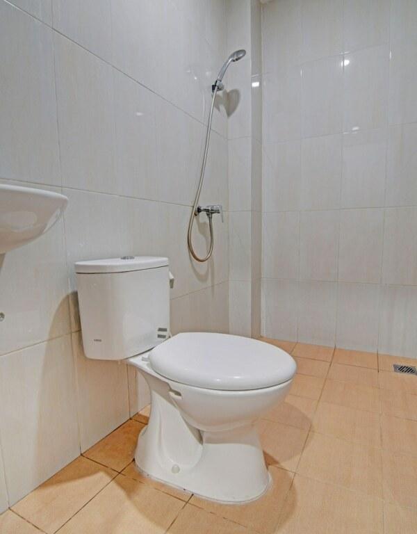 Пеканбару: OYO 92924 Kalista Guest House Syariah