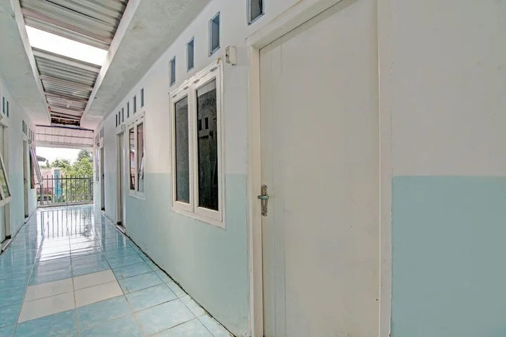 Пеканбару: OYO 92933 Marvel House Syariah