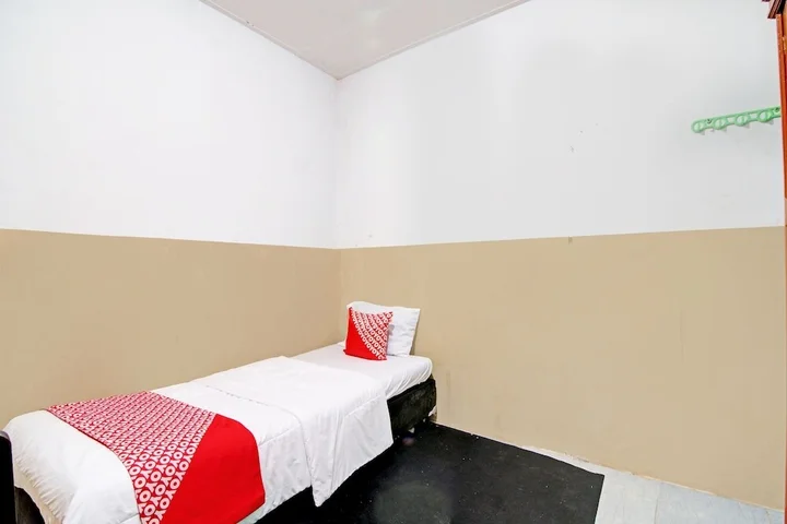 Пеканбару: OYO 92933 Marvel House Syariah