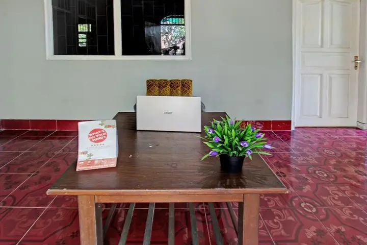 SPOT ON 92973 Madani Syariah Guesthouse — фото 2