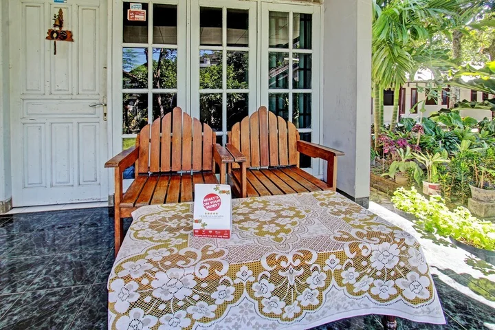 Прайя: OYO Life 92853 Kost 999