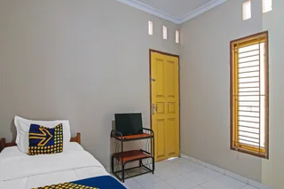 Пеканбару: SPOT ON 91958 Flamboyan 25 Homestay Syariah