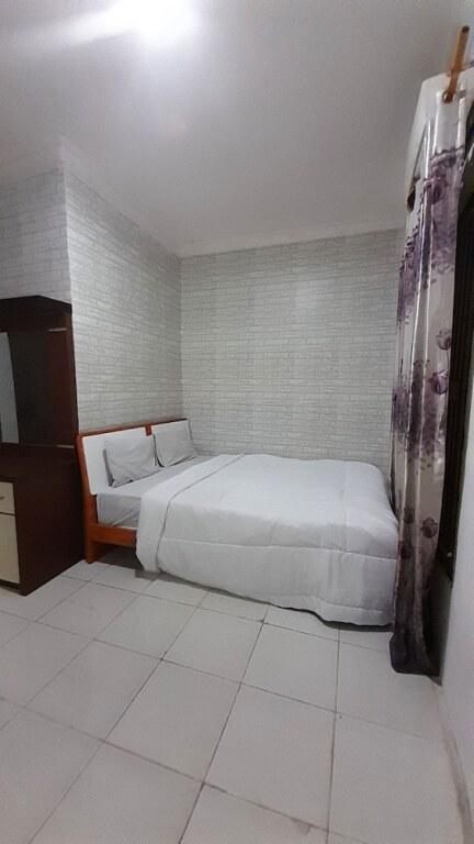 Медан: SPOT ON 92307 Kos Rumah Mirah Syariah
