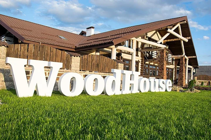 Армянск: Отель WoodHouse