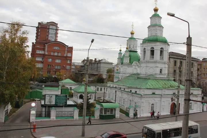 Красноярск: Bajkal Na Surikova Apartments