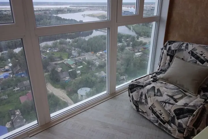 Сургут: Somfort Apartment Hotel on Universitetskoj, 9
