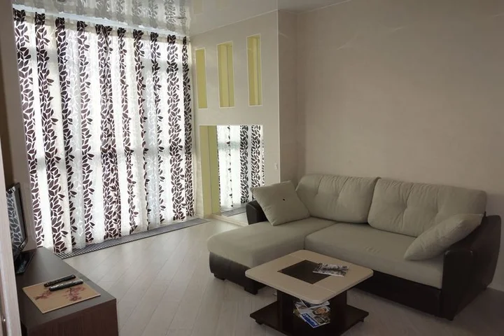 Сургут: Somfort Apartment Hotel on Universitetskoj, 9
