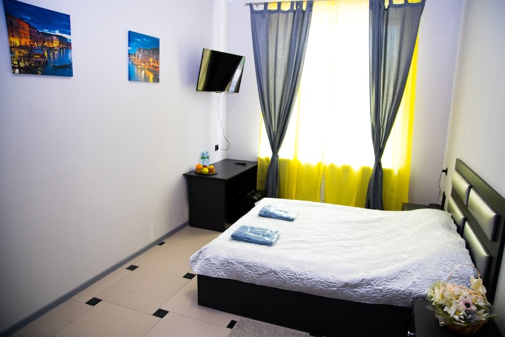 Калуга: Hotel El Gato