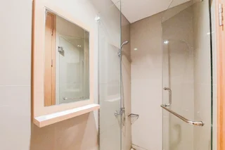 Тангеранг: Homey And Modern Studio At Tree Park City Cikokol Apartment
