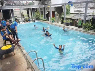 Батуретно: Hotel Wijaya Adisucipto