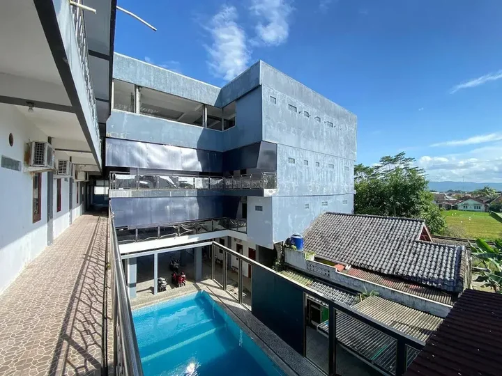 Батуретно: Hotel Wijaya Adisucipto
