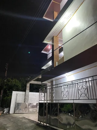 Батуретно: d'WF Hotel
