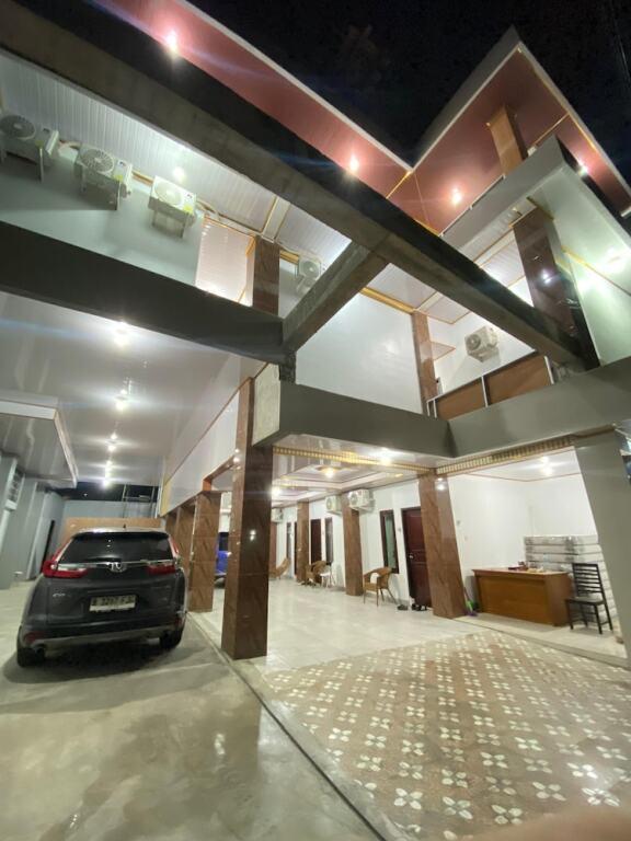 Батуретно: d'WF Hotel