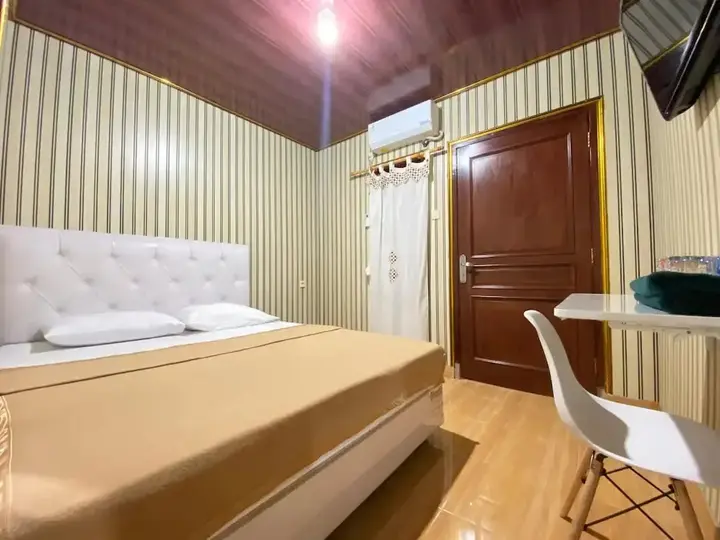 Батуретно: d'WF Hotel
