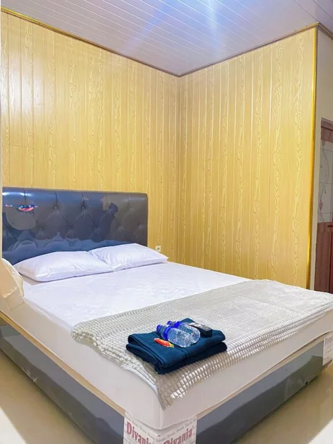 Батуретно: d'WF Hotel