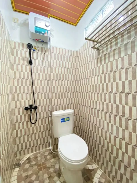 Батуретно: d'WF Hotel
