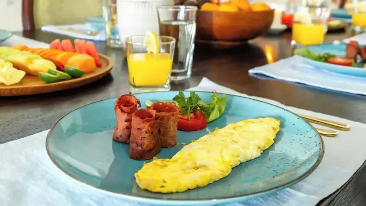 Керобокан: Luxurious Family 6 Br Villa in Seminyak Breakfast Include