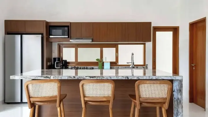 Керобокан: Luxurious Family 6 Br Villa in Seminyak Breakfast Include