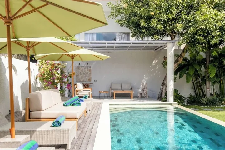 Керобокан: Luxurious Family 6 Br Villa in Seminyak Breakfast Include
