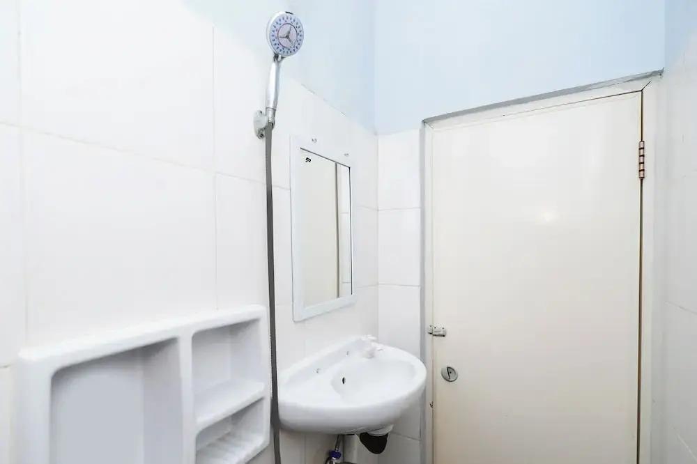 Суракарта: Permata GuestBDoctor