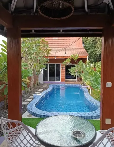 Каласан: Villa Mahajana