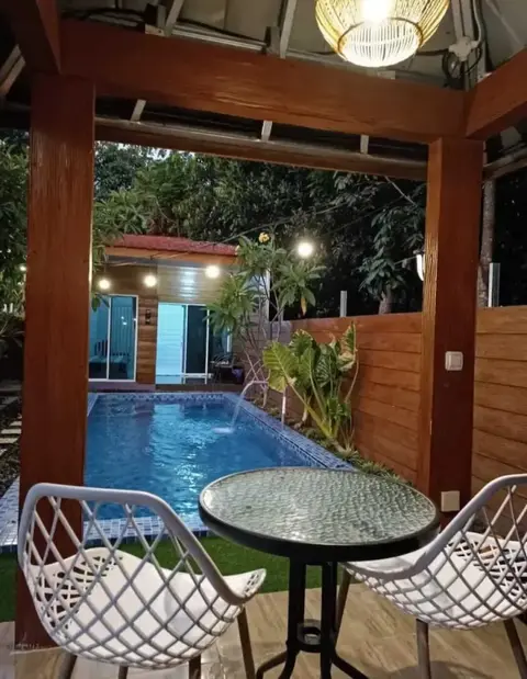Каласан: Villa Mahajana