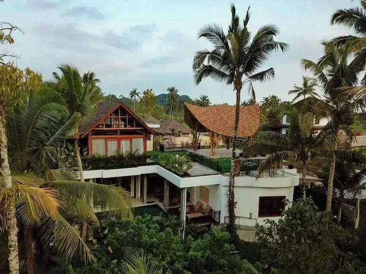 Тегаллаланг: Alankara Villa and Spa by Mahaprana