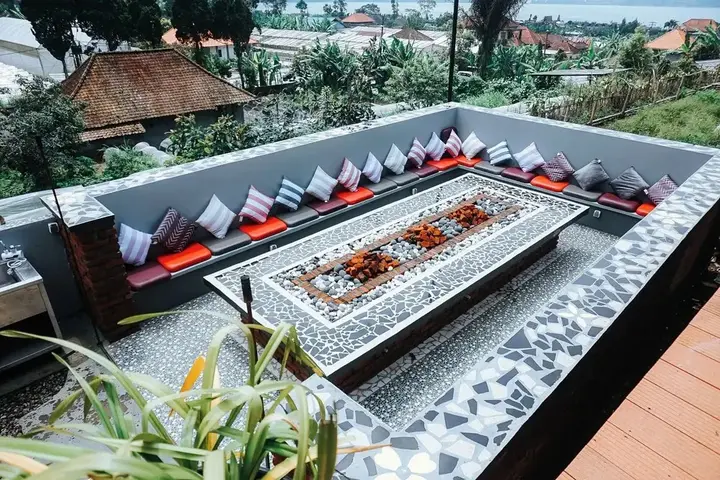 Батурити: Pondanu Living