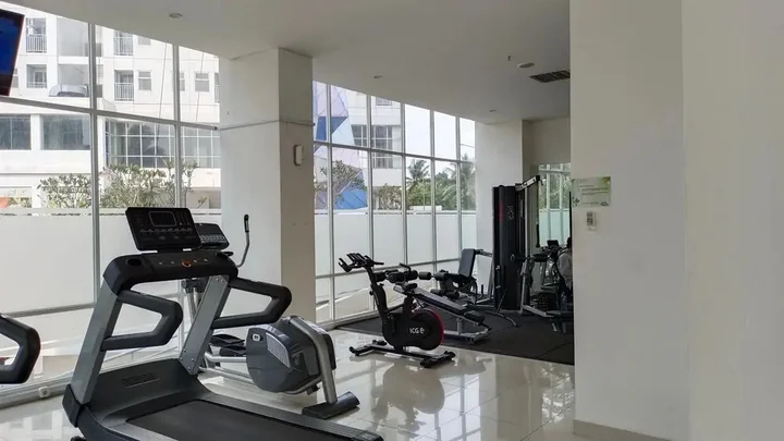 Legok: Cozy And Elegant Studio At Serpong Garden Apartment
