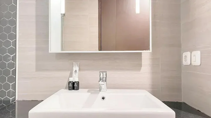 Беноа: Modern Look Studio (No Kitchen) Apartment At Skales Residence Nusa Dua Bali