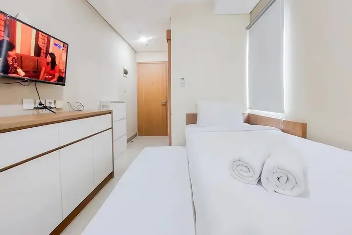 Warm And Cozy Designed Studio Apartment B Residence — фото 1