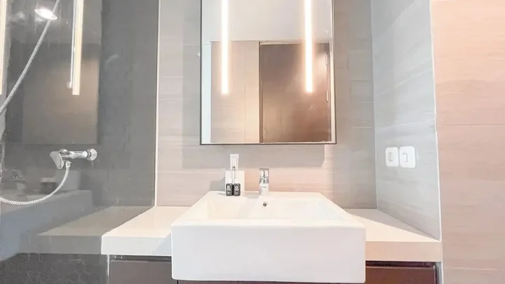 Беноа: Luxury Studio Apartment (No Kitchen) At Skales Residence Nusa Dua Bali